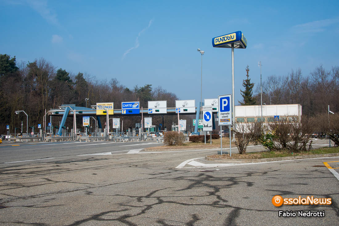 Autostrada Ancora Una Chiusura Notturna Tra La Ss E Arona Vconews It