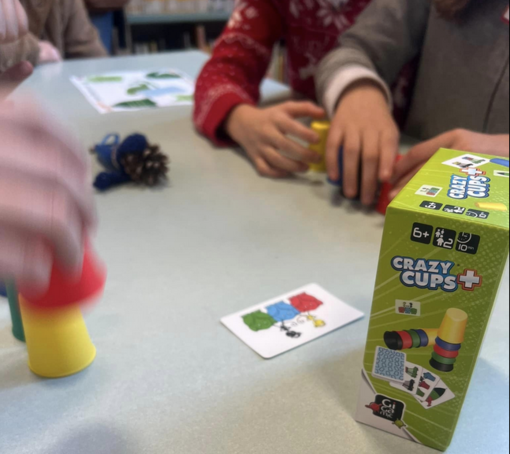 In biblioteca una domenica di giochi dedicata a papà e figli