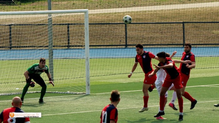 Foto: la Chiavazzese impegnata al 'Curotti' in una partita di due stagioni fa