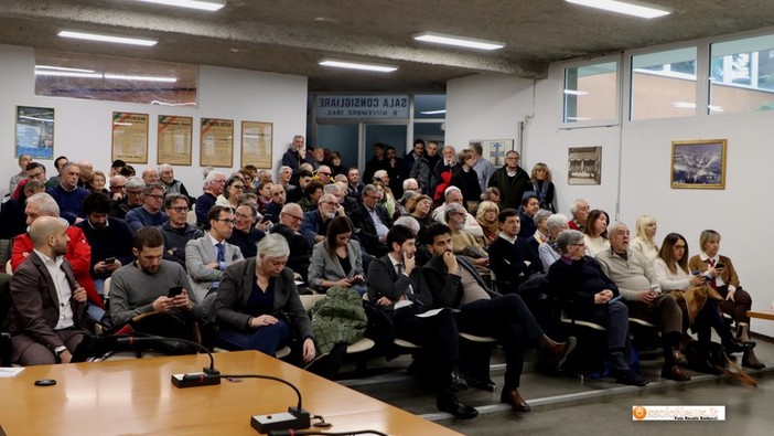 Foto: sabato scorso l'incontro con l'ex ministro Speranza a Villadossola