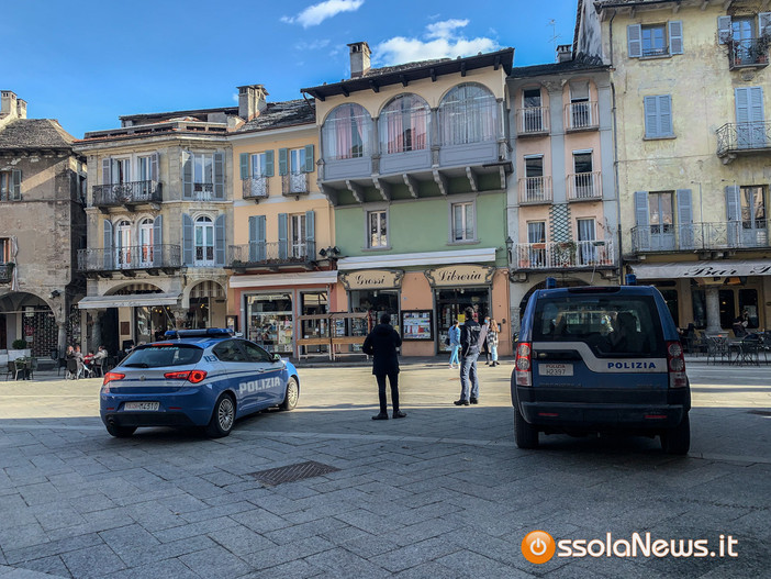 Controlli della polizia nel fine settimana: sanzioni per possesso di cocaina e hashish