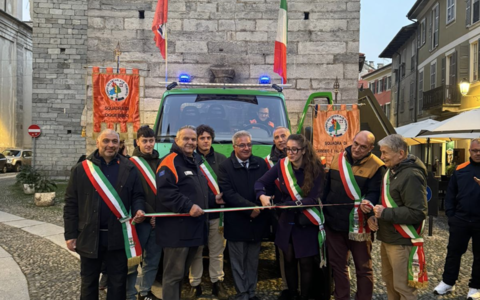 Inaugurato nuovo mezzo della protezione civile a Valle Cannobina FOTO