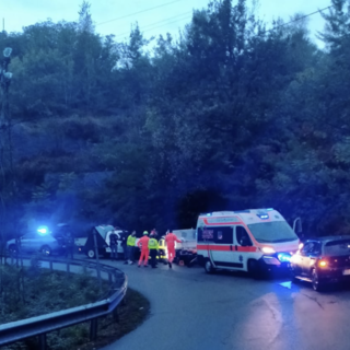 Incidente frontale sulla provinciale a Brolo: nessun ferito grave