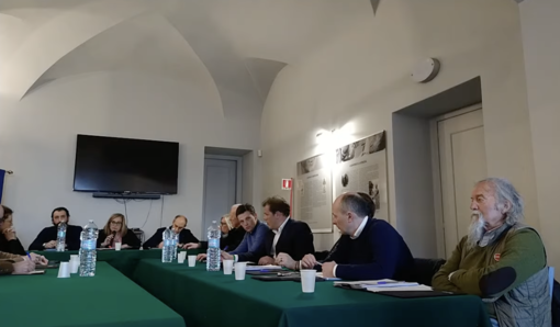 Stresa, consiglio comunale in stallo: maggioranza in bilico e rischio commissariamento