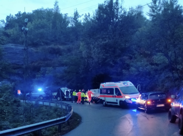 Incidente frontale sulla provinciale a Brolo: nessun ferito grave