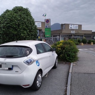 “Perché così poche colonnine per la ricarica delle auto elettriche a Verbania?”