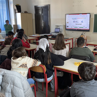 L'olimpionica Guidina Dal Sasso in cattedra per promuovere gli sport invernali a scuola