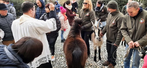 In piazza Garibaldi la cerimonia di benedizione degli animali