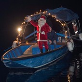 &quot;Babbo Natale arriva dal lago&quot; a Baveno e Feriolo