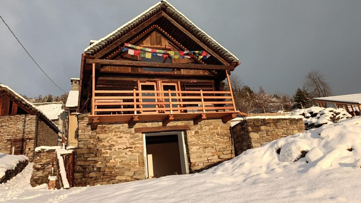 La biblioteca libreria indipendente pi alta d Italia E in val d Ossola