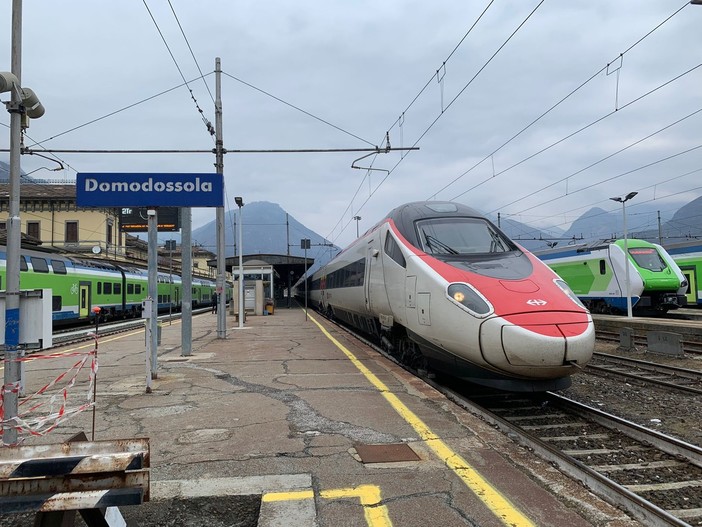 Ferrovia Domodossola-Milano chiusa per tutta l'estate, Monti: &quot;Non c'è mai stato un confronto con i sindaci&quot;