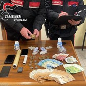 Consegnava droga a domicilio tra il Cusio e il Vergante: arrestato un 30enne