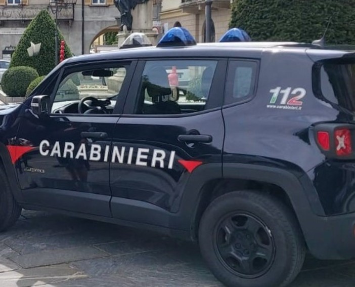 Ha sottratto oltre 17mila euro all'anziano che assisteva: badante arrestata per circonvenzione di incapace