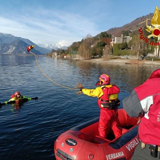 Vigili del fuoco, corso di formazione in ambiente acquatico per i volontari del Vco