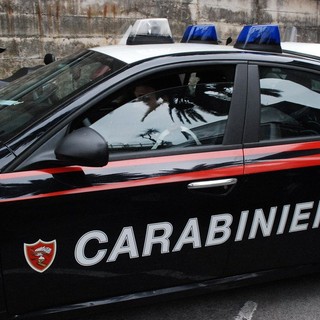 Carabinieri e polizia locale di fermano 36enne per violazione del divieto di avvicinamento