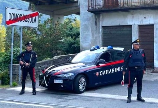 Girano in taxi mezza provincia e scappano senza pagare la corsa