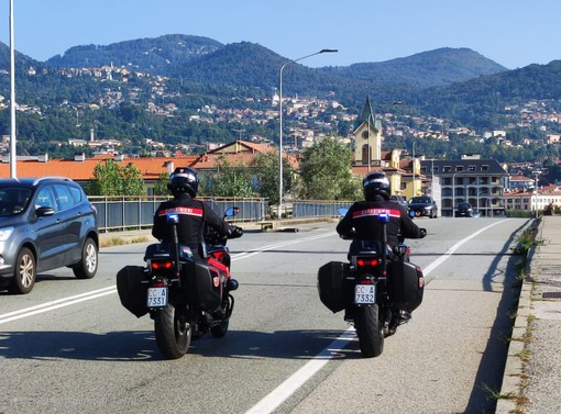 Controlli dei carabinieri nelle scuole del Vco: sequestrato oltre un etto di hashish