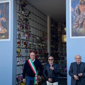 Inaugurati i dipinti di Lino Caldi nel cimitero di Cireggio FOTO