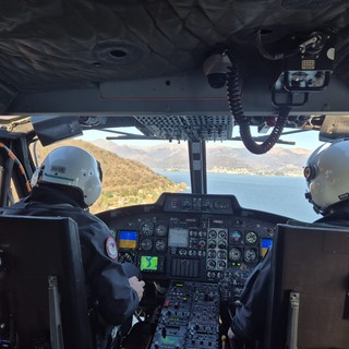 Un velivolo dei carabinieri in volo sul Vco nel periodo delle feste: dieci denunce