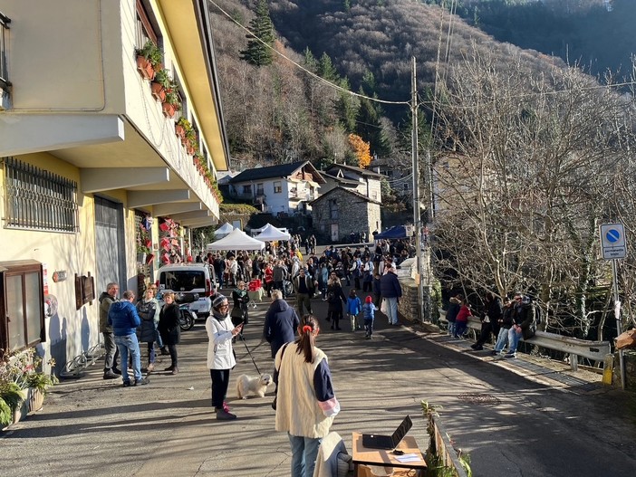 Esio in festa, la patronale fa il botto