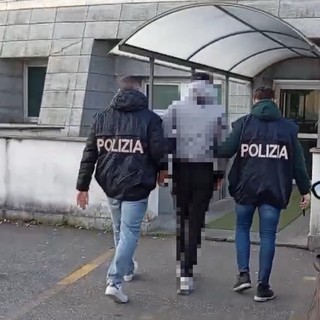 Rapina e aggressione a Intra: tre giovani ai domiciliari