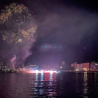 San Vito, pienone per il grande spettacolo pirotecnico FOTO E VIDEO