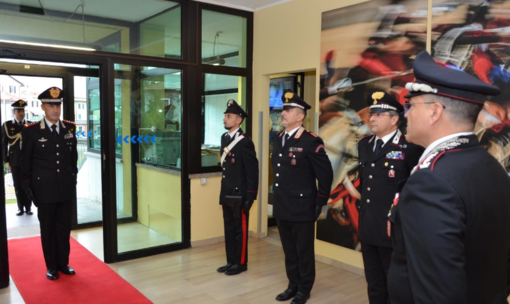 Il comandante interregionale dei carabinieri Riccardo Galletta in visita al comando provinciale di Verbania