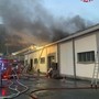 Incendio a Possaccio, in corso l'intervento dei vigili del fuoco