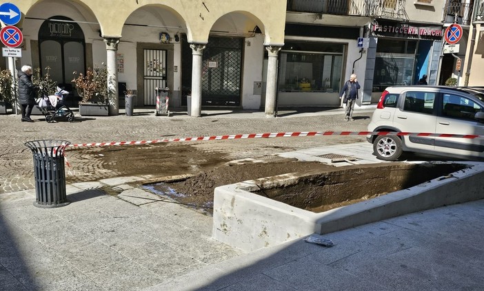 Lavori in piazza XXIV Aprile, Corbetta: &quot;Non è stato fatto niente, così amministra la sinistra&quot;