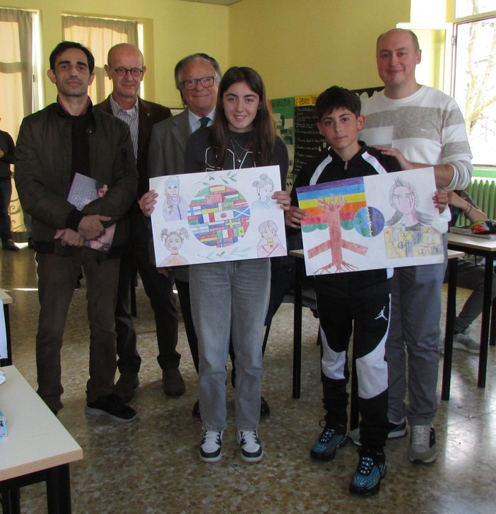 &quot;Un poster per la pace&quot;, premiati i vincitori del concorso del Lions Club