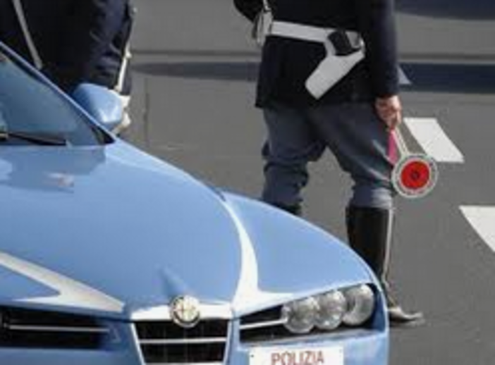 Incidente a Cannero Riviera: auto ribaltata e multa per guida in stato di ebbrezza