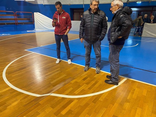 Parquet danneggiato al PalaBagnella, immediato l'intervento dei tecnici