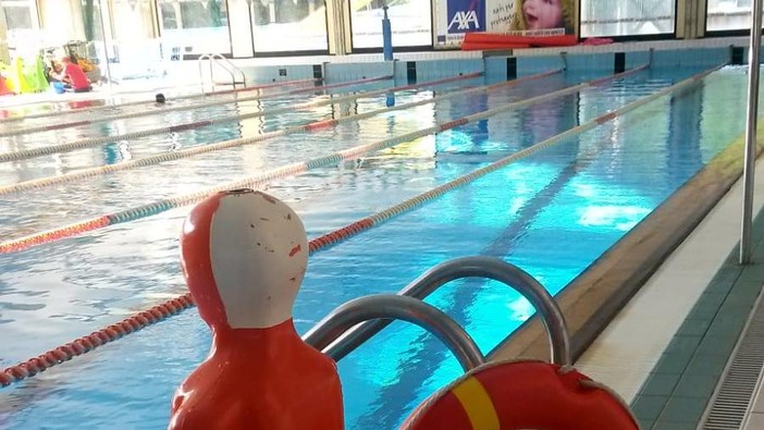 Futuro sereno per la piscina comunale di Intra