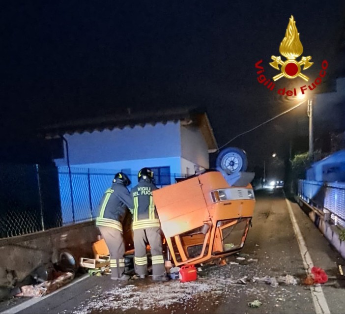 Ciclomotore si ribalta a Ghiffa, grave il conducente