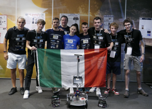 I ragazzi del Cobianchi campioni del mondo di robotica: &quot;L'amministrazione in silenzio di fronte alle eccellenze&quot;