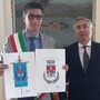 Valle Cannobina, consegnati stemma e gonfalone al nuovo sindaco Spadone