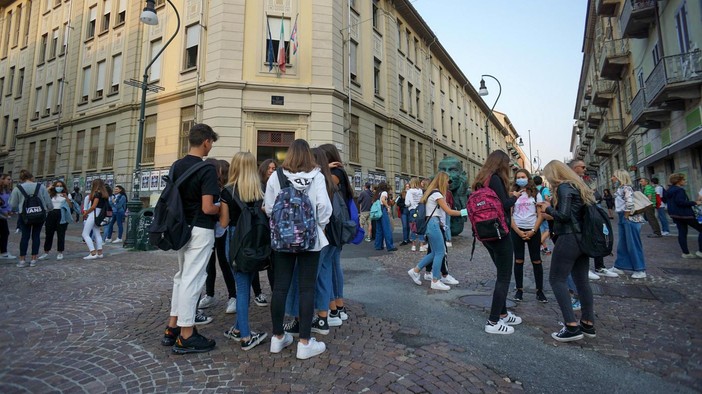 Bullismo, made in Italy e sguardi in azienda: la Regione rilancia l'offerta formativa delle scuole