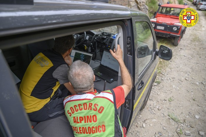 Soccorsi in azione per tre escursionisti bloccati sulla ferrata Miccia a Baveno