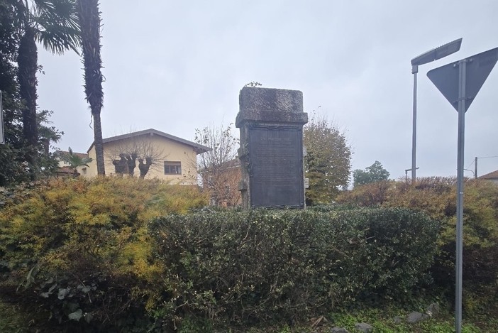 Completato il recupero della targa commemorativa di piazza Piero Zavattaro Ardizzi