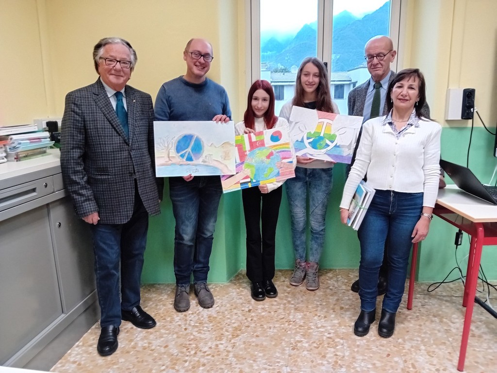 PREMIAZIONE CONCORSO UN POSTER PER LA PACE - OSATE SOGNARE - VISIT ACQUI  TERME