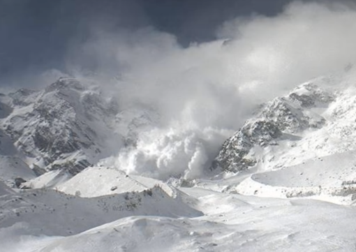 Nuove nevicate in alta quota: cresce il rischio valanghe