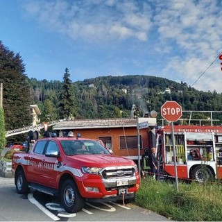 Incendio in un sottotetto a Premeno: intervengono i vigili del fuoco