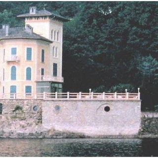 In vendita a 11 milioni di euro la storica Villa d’Azeglio a Cannero Riviera