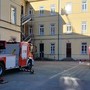 Vento a Omegna, i vigili del fuoco al lavoro sul tetto delle scuole Beltrami