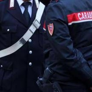 Pistoia, massacra coetaneo a colpi di bottiglia: 19enne arrestato per tentato omicidio