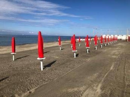 Schiaffo del Tar al Comune di Roma, sospeso bando per le spiagge di Ostia