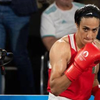 Imane Khelif esclusa dai Mondiali di boxe femminile: &quot;Non soddisfa i criteri di ammissibilità&quot;