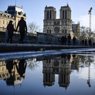 Notre-Dame, oggi riapertura dopo l'incendio: da Trump a Zelensky, i leader alla cerimonia